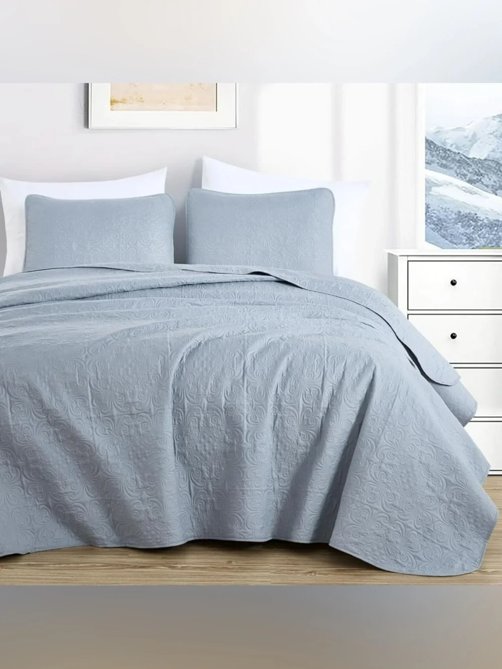 Light Blue Quilted Queen 3 piece  Bedspread Set - Elegant All-Season Coverlet